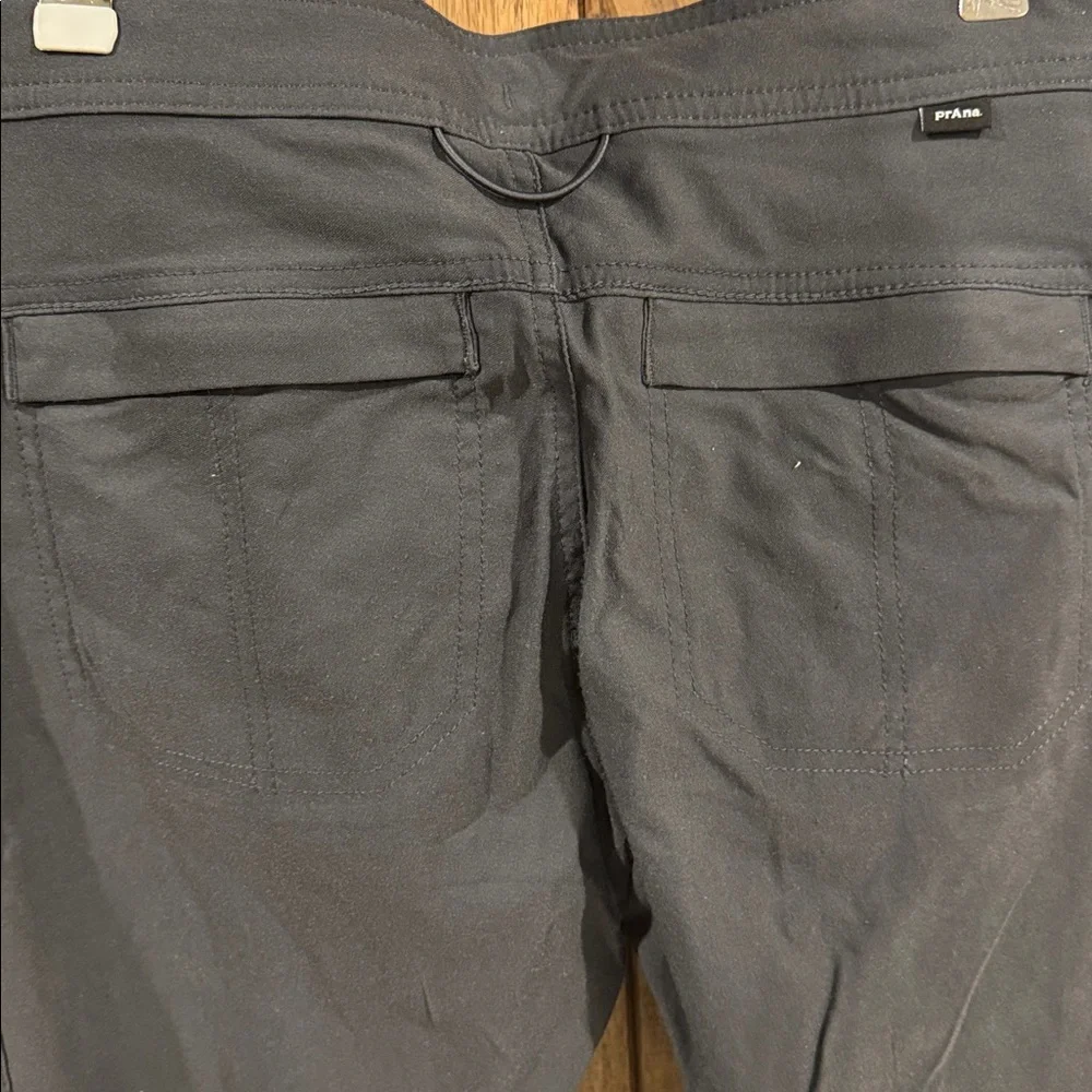 Prana Woman’s dark gray Cargo Pants size 4 - Picture 4 of 8